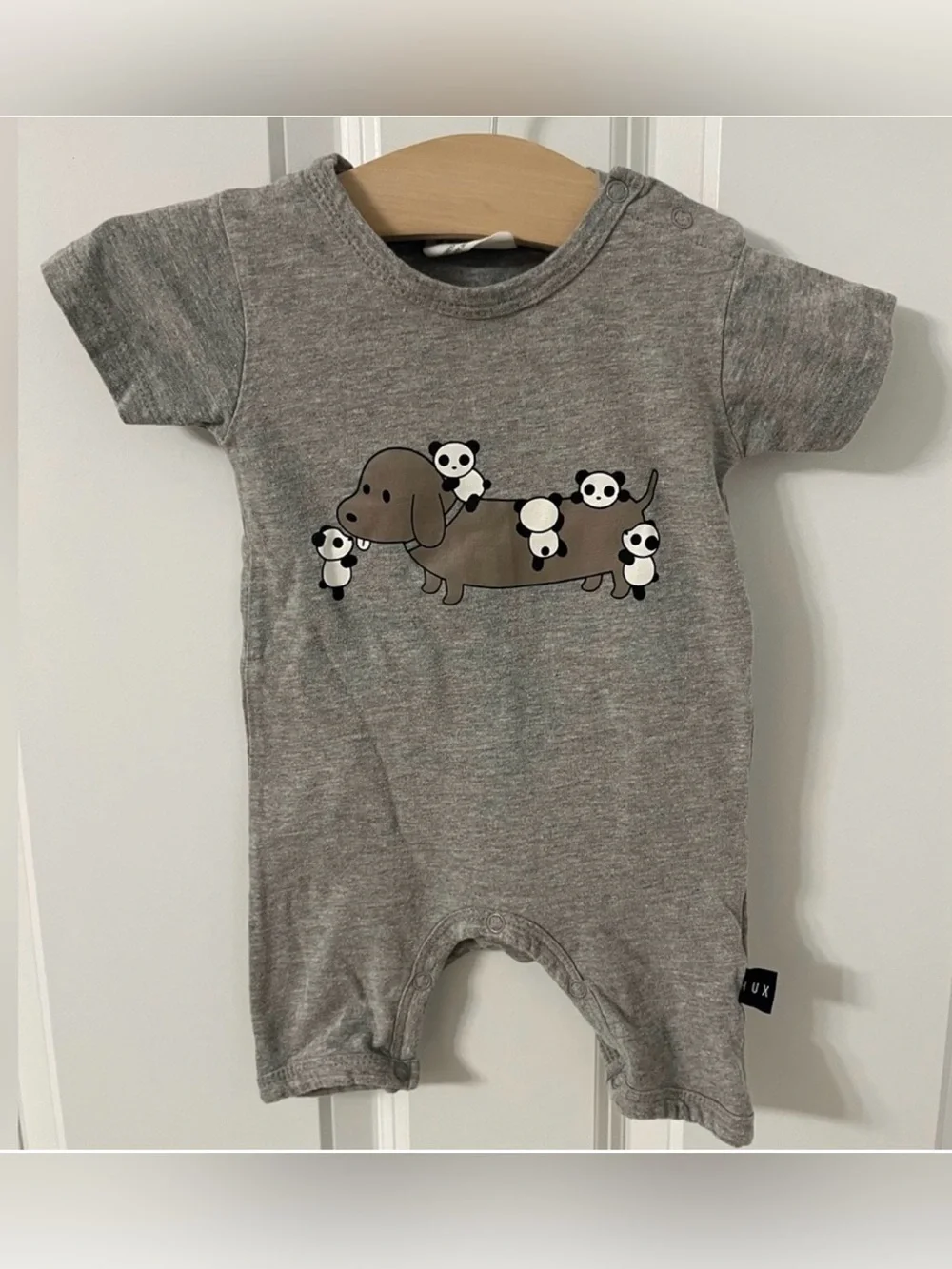 Huxbaby unisex Graphic Dog and Panda Grey Short Sleeve Shortie